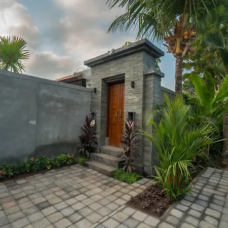 Royani Villa Sukawati  Exterior photo